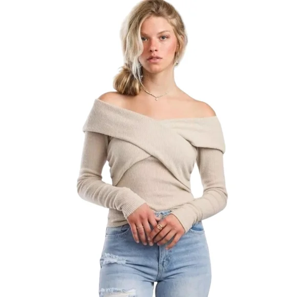 Free People Marley Off-Shoulder Neutral Oatmeal soft ribbed Wrapped Sweater sz S - Picture 10 of 11